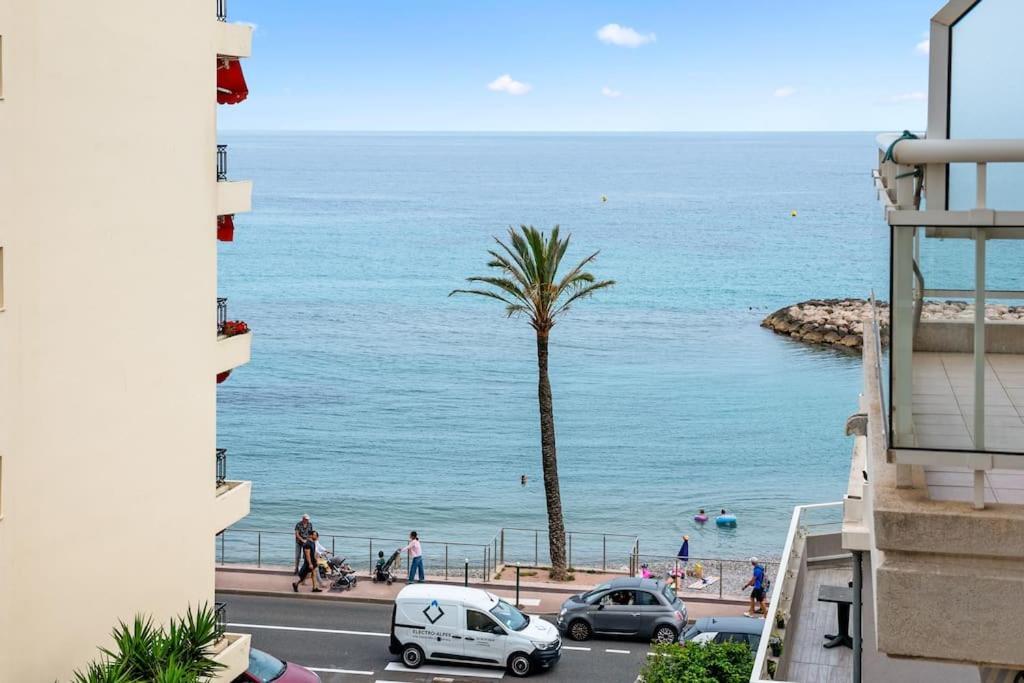 Riviera Prestige - Front De Mer - Terrasse - Parking Roquebrune-Cap-Martin Kültér fotó